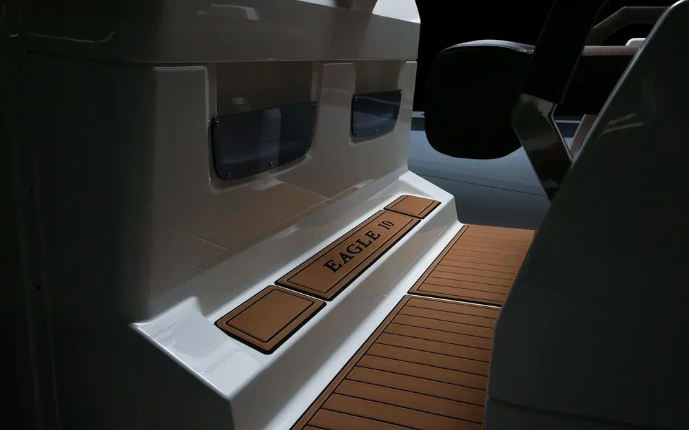 slider 17 Brig Eagle 10