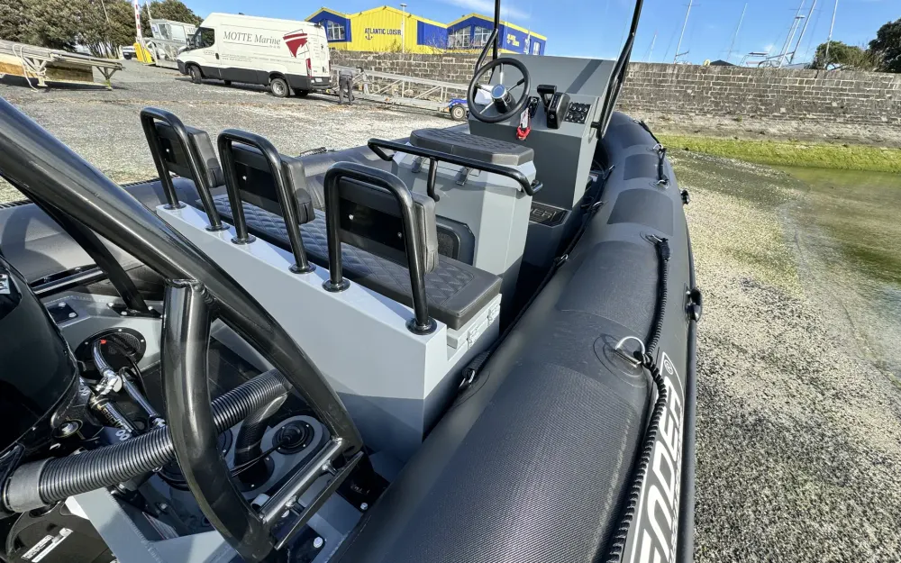 slider 8 3D Tender Nividic 550