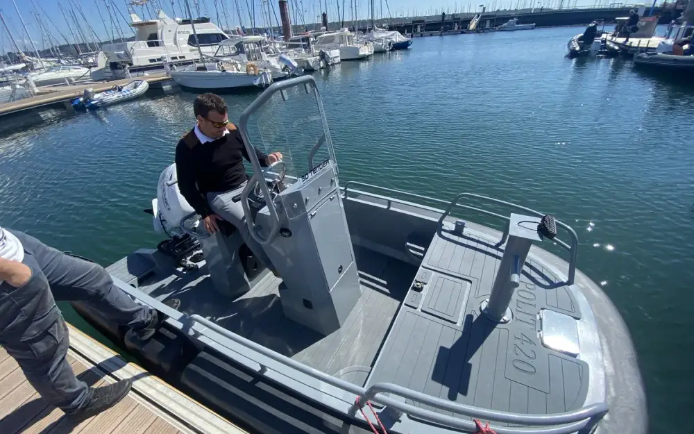 slider 4 3D Tender Pilot 420