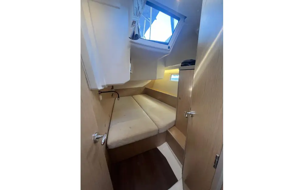 slider 22 Beneteau Oceanis 45