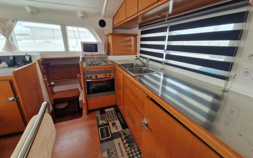 slider 16 Lagoon  440