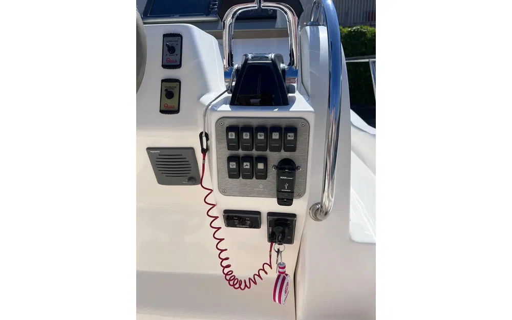 slider 10 Capelli Tempest 900