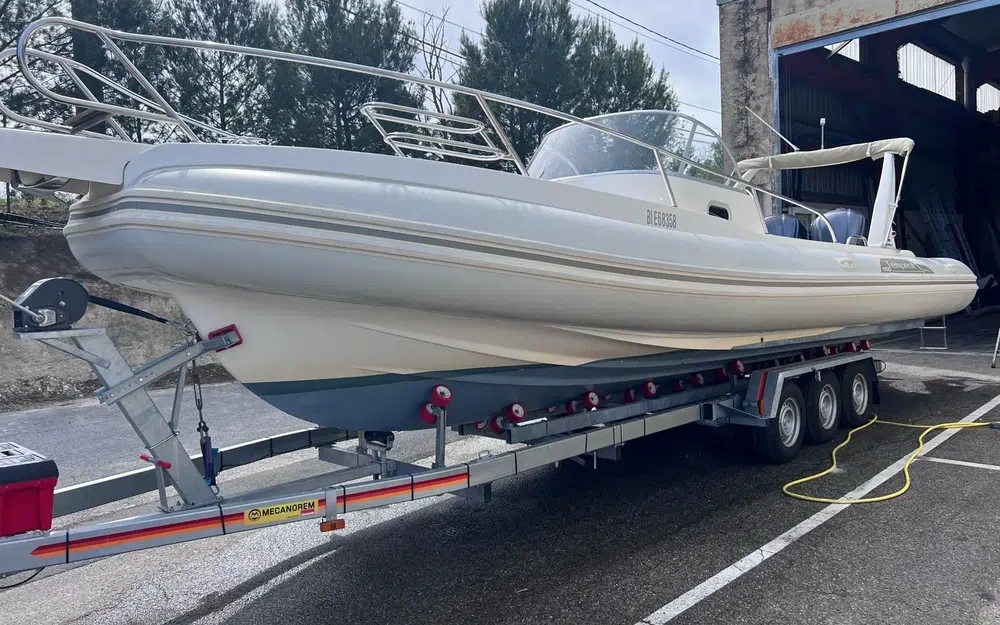 slider 18 Capelli Tempest 900