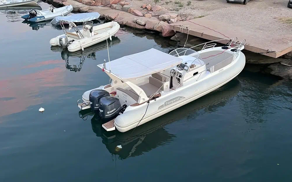 slider 1 Capelli Tempest 900