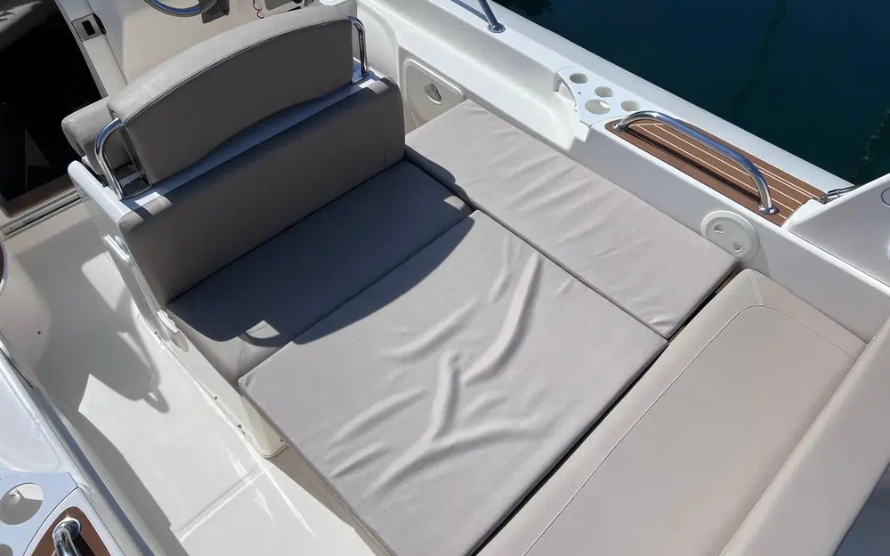 slider 8 Capelli Tempest 900