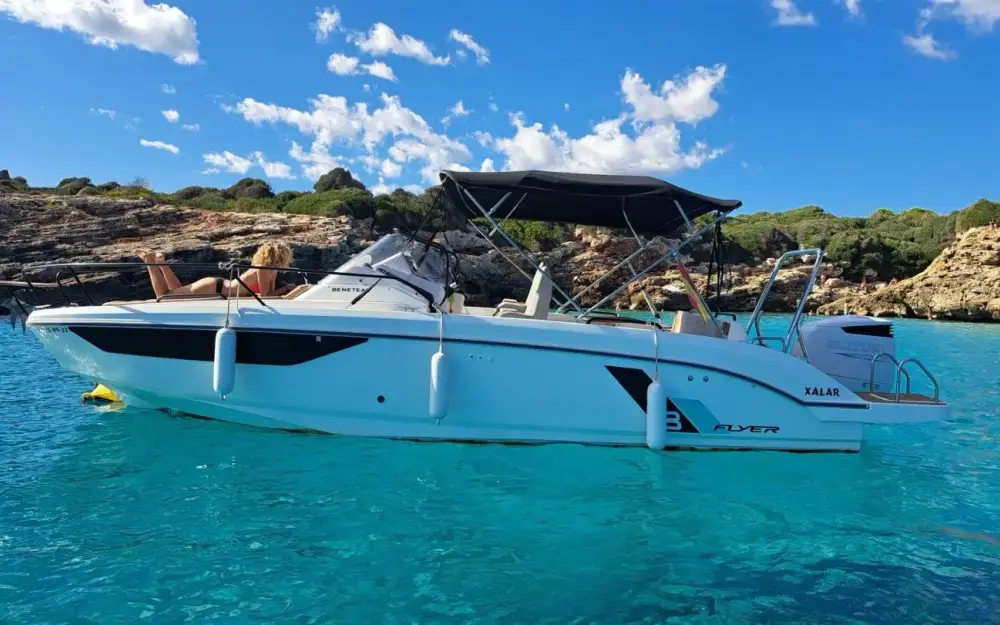 slider 0 Beneteau Flyer 8 SUNdeck V2