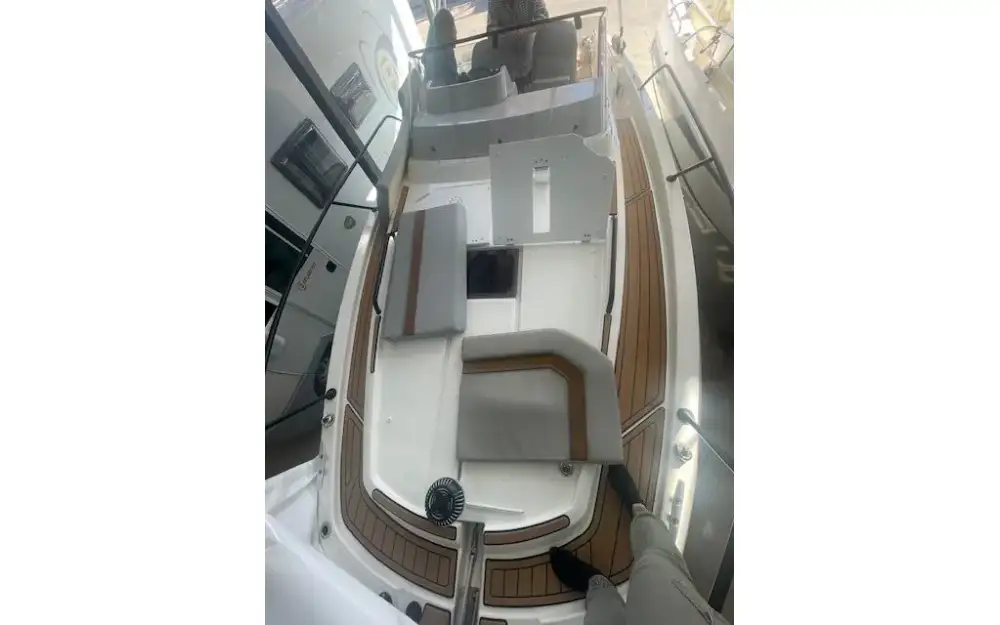 slider 4 Beneteau Flyer 8 SUNdeck V2