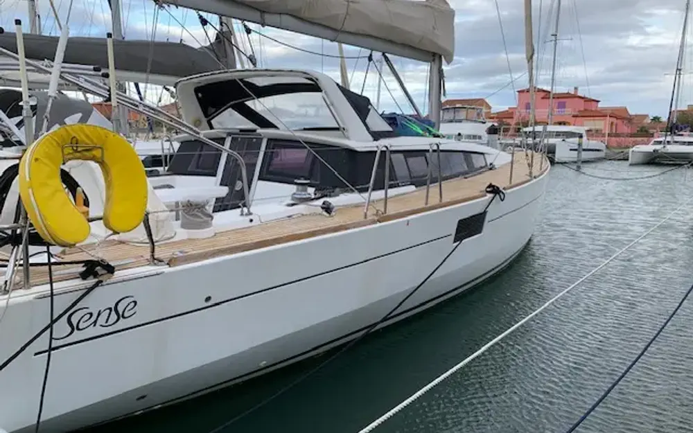 slider 0 Beneteau Sense 46