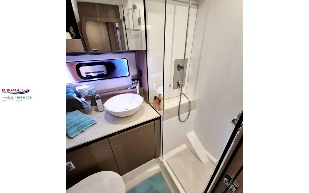 slider 16 Prestige Yachts 420 Fly