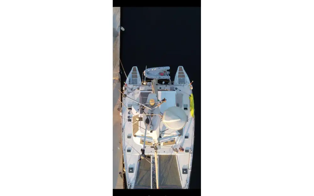 slider 2 Lagoon  57 S
