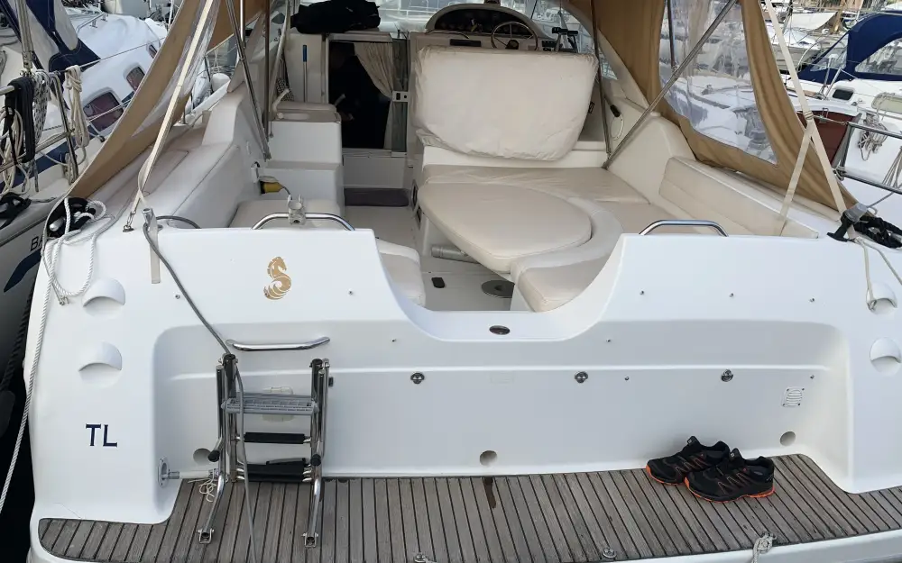 slider 4 Beneteau Flyer 920