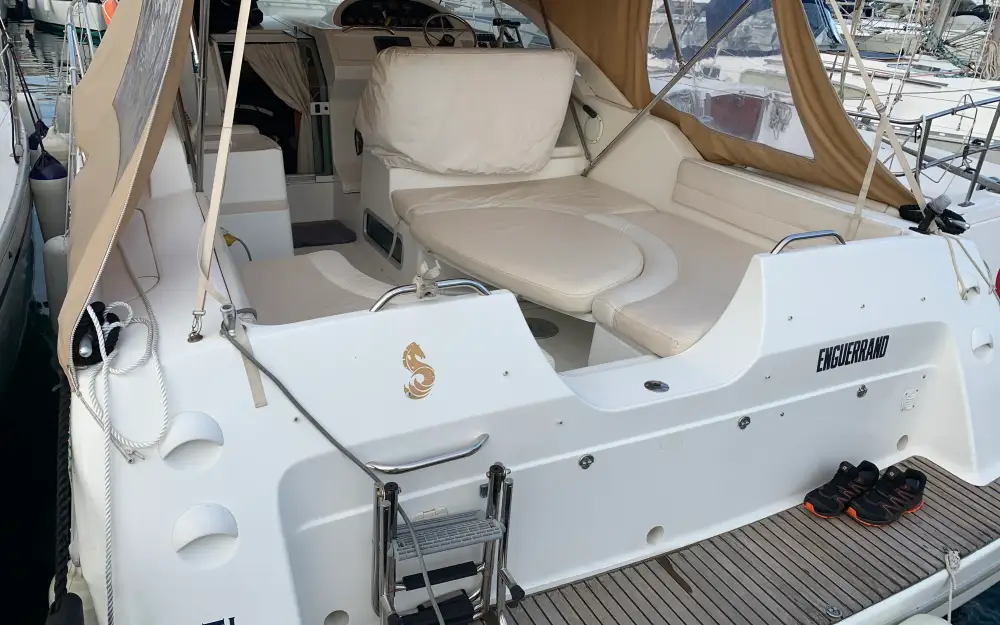 slider 5 Beneteau Flyer 920