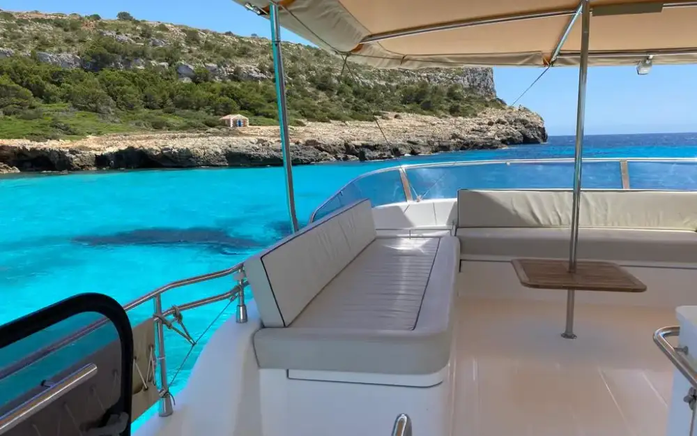 slider 25 Fountaine Pajot Queensland 55
