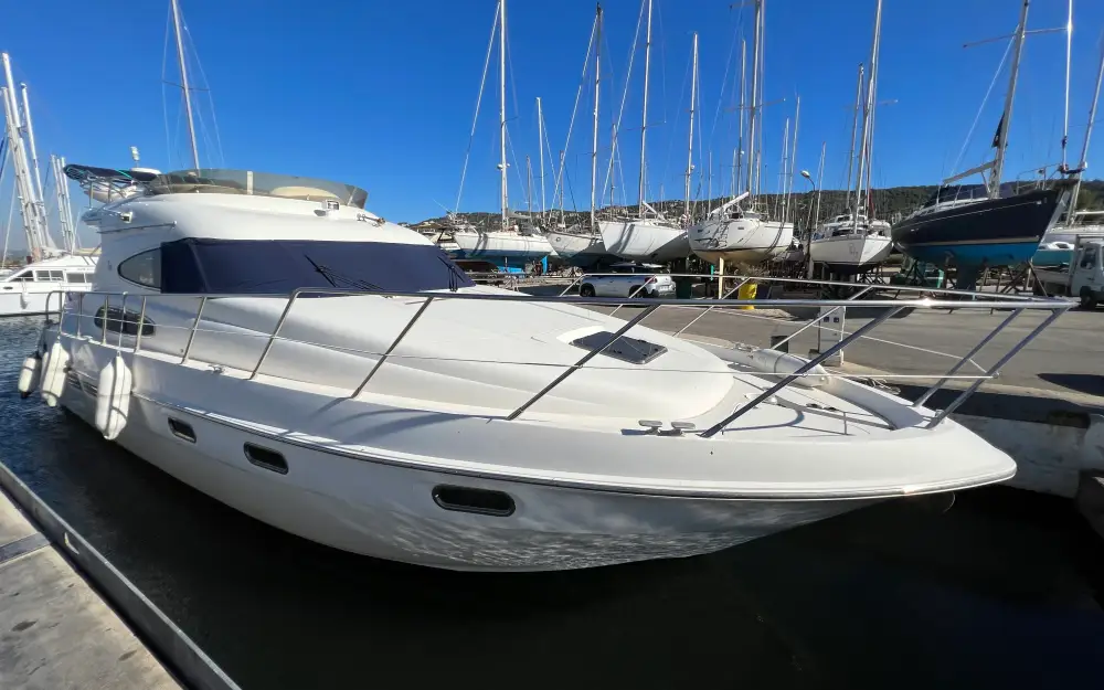 slider 3 Sealine  T 46