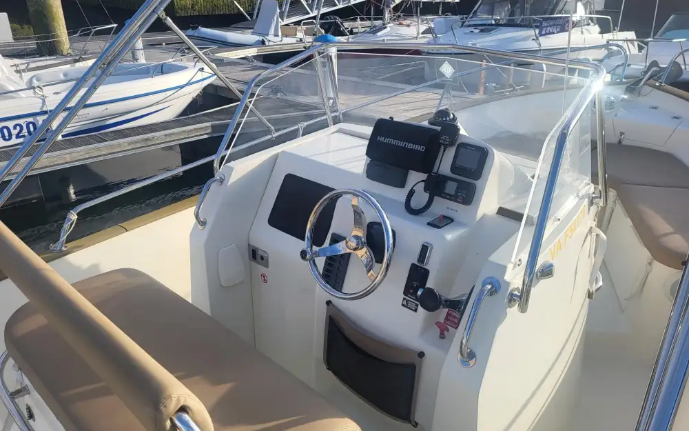 slider 7 Rhea 23 Open