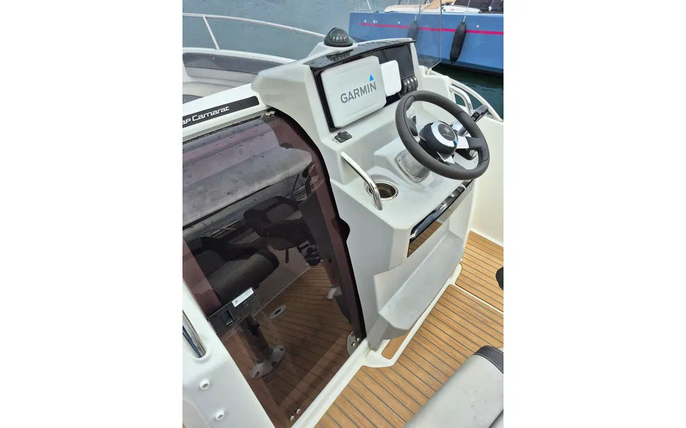slider 10 Jeanneau Cap Camarat 6.5 CC