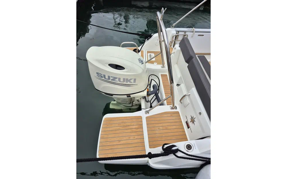 slider 3 Jeanneau Cap Camarat 6.5 CC