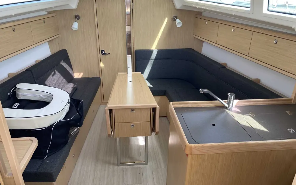 slider 17 Bavaria Cruiser 34