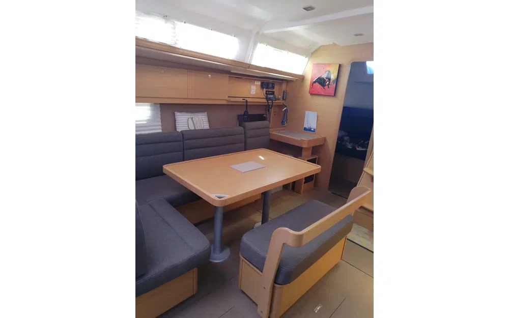 slider 2 Dufour 460 Grand Large