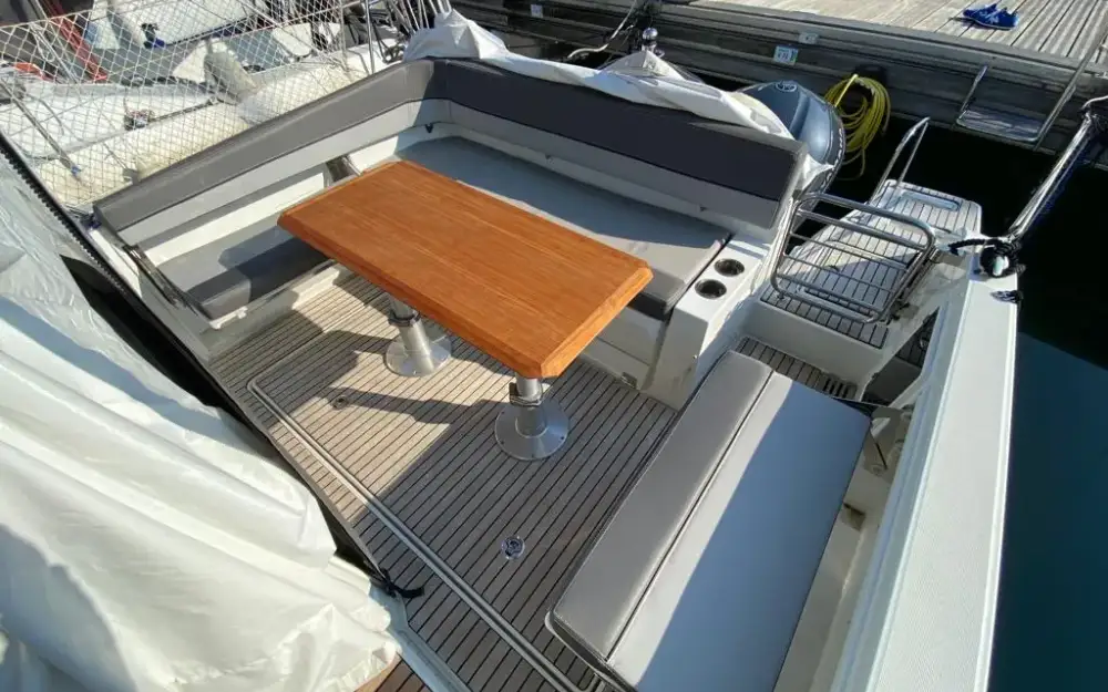 slider 8 Jeanneau Cap Camarat 9.0 WA