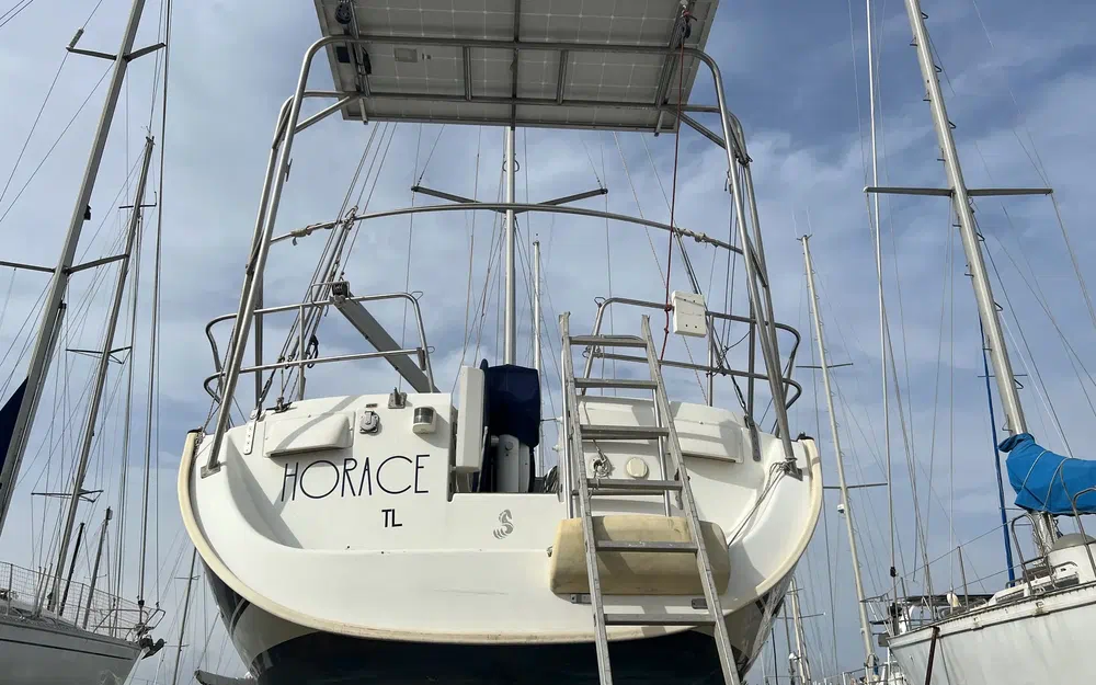 slider 1 Beneteau Oceanis 423