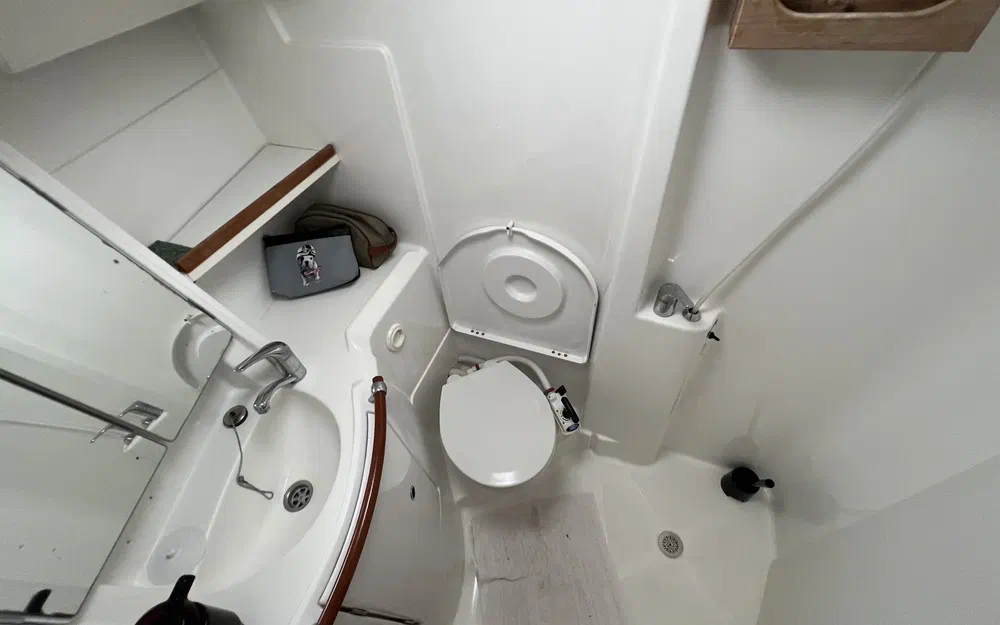 slider 22 Beneteau Oceanis 423