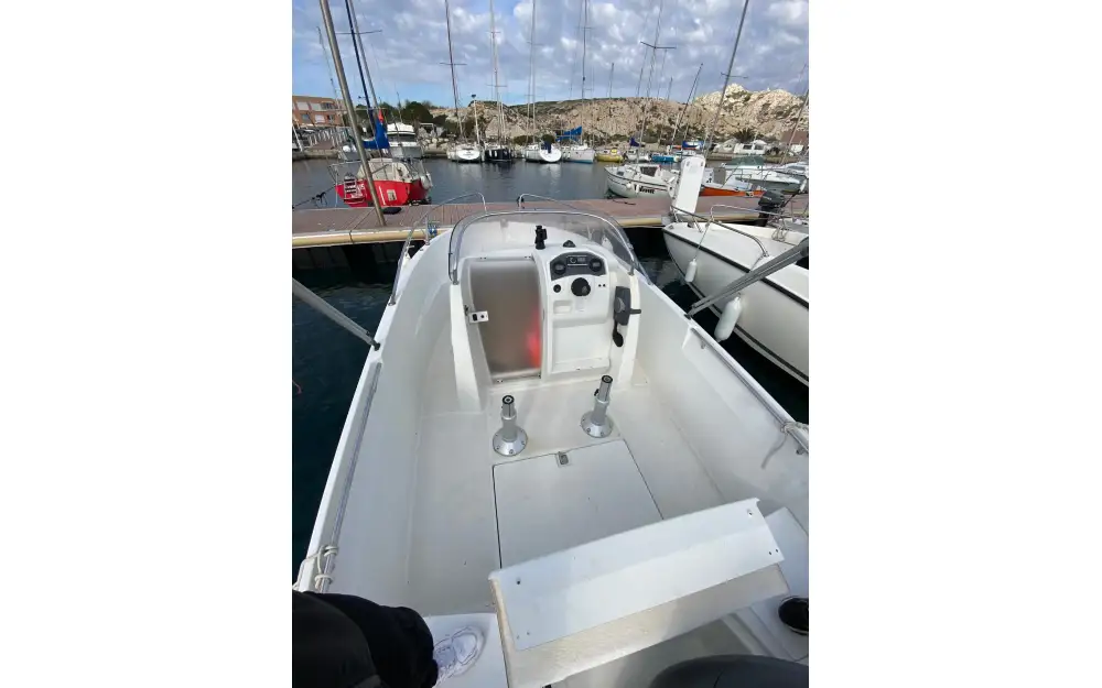 slider 6 Jeanneau Cap Camarat 5.5 CC