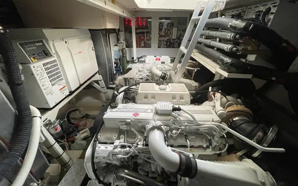 slider 24 Prestige Yachts 560 Fly