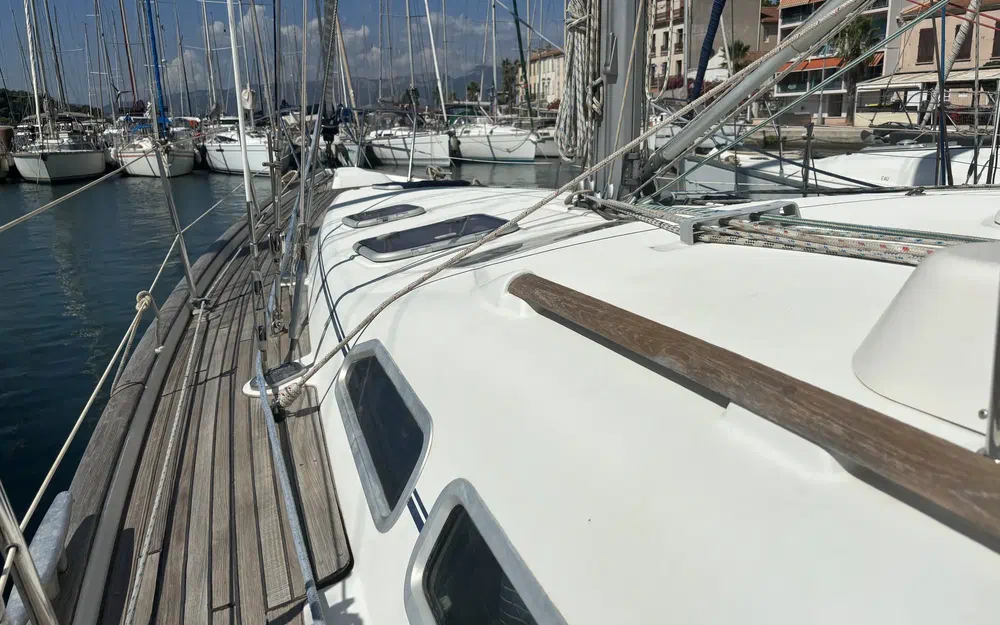 slider 3 Beneteau Oceanis 423