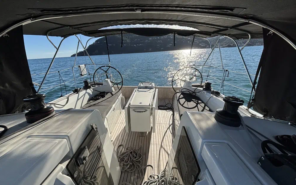 slider 27 Jeanneau Sun Odyssey 410