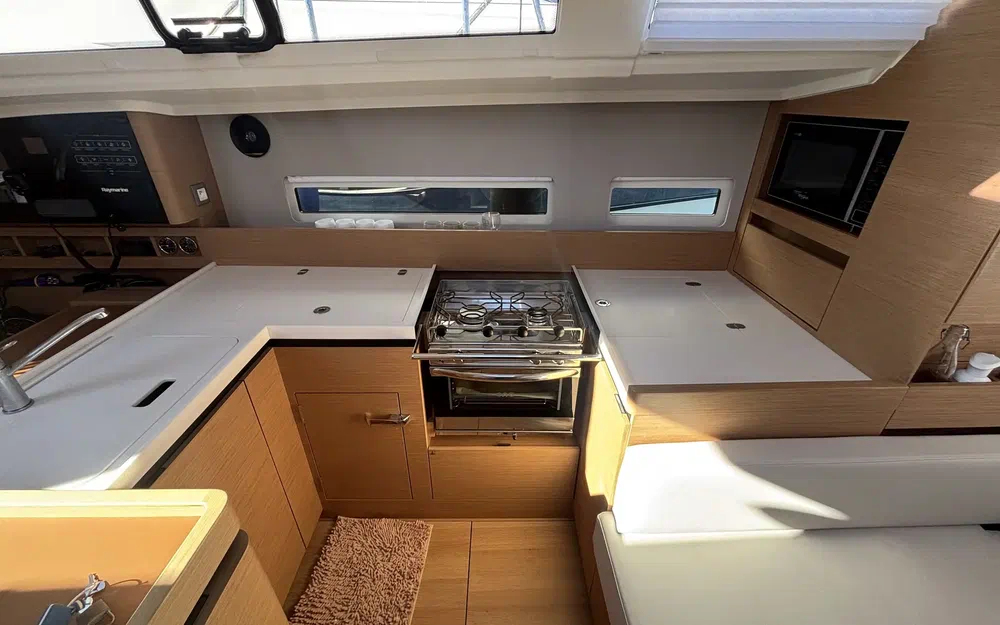 slider 37 Jeanneau Sun Odyssey 410