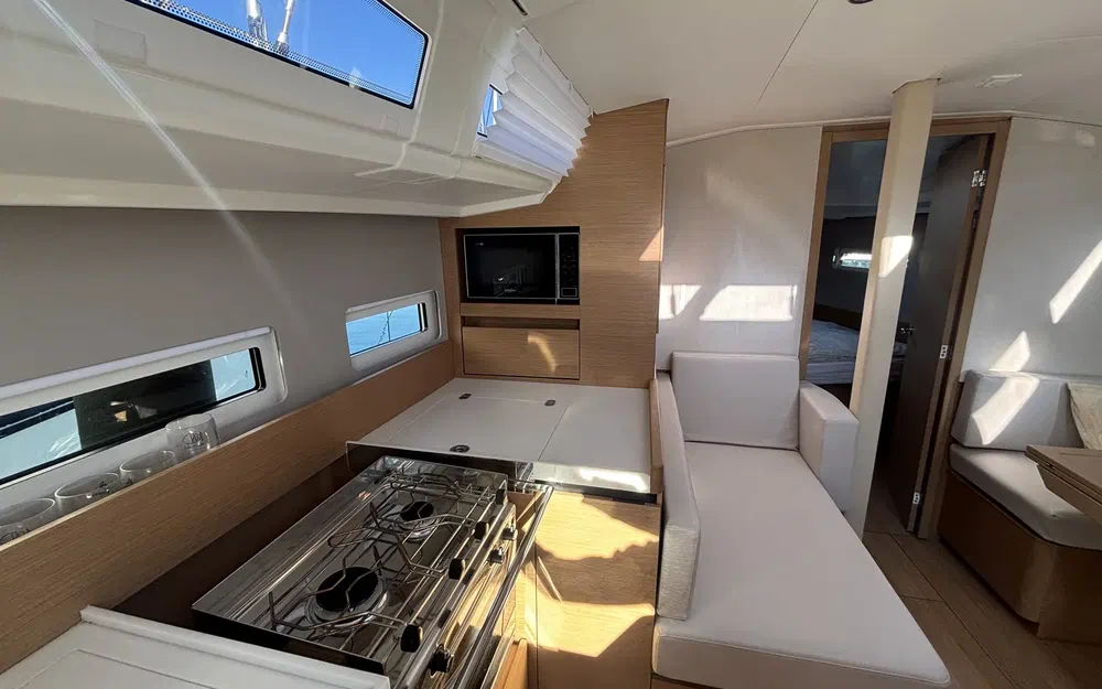 slider 38 Jeanneau Sun Odyssey 410