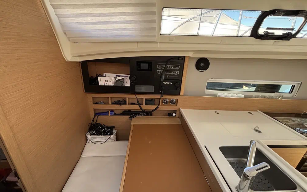 slider 43 Jeanneau Sun Odyssey 410