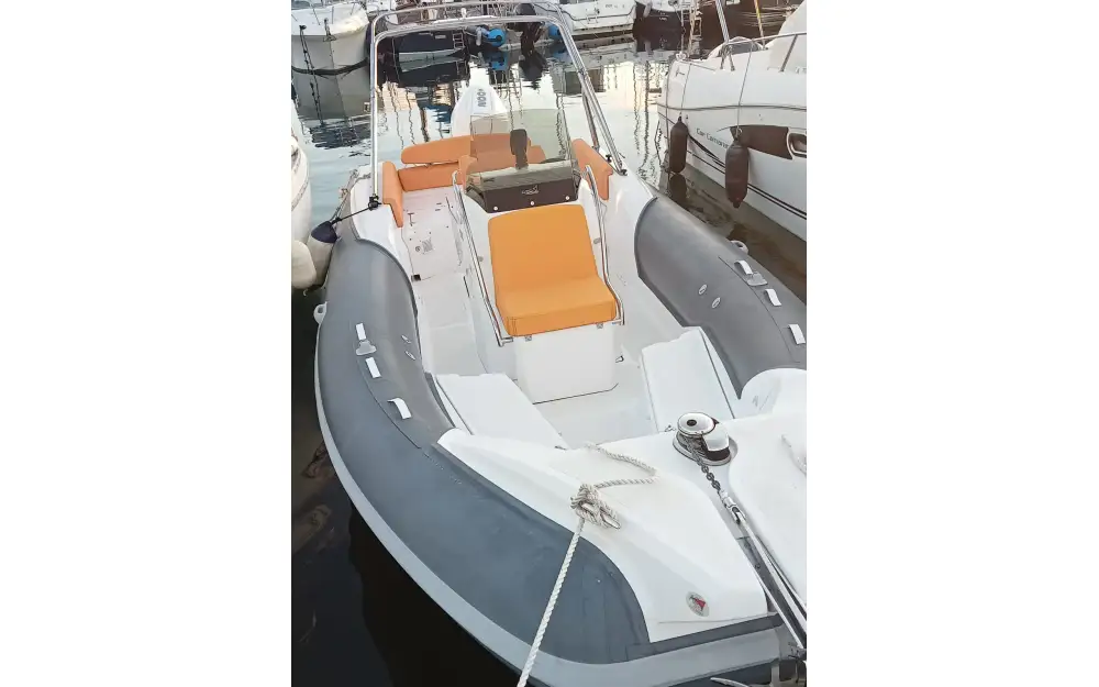 slider 1 MV Marine  25 GT