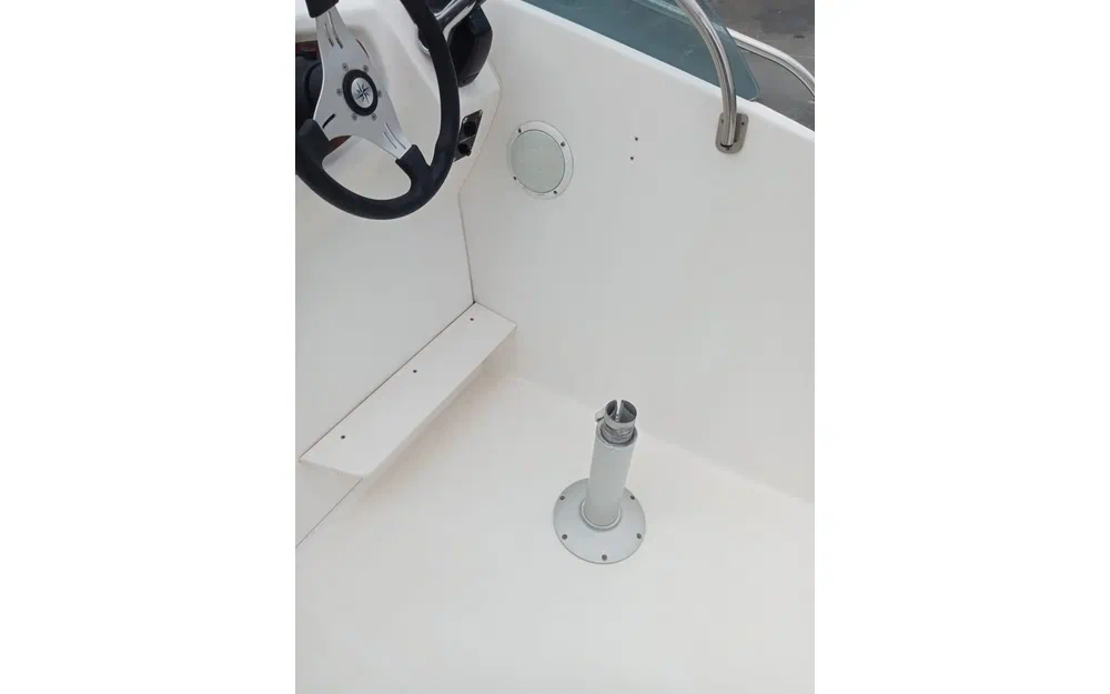 slider 11 Jeanneau Cap Camarat 755