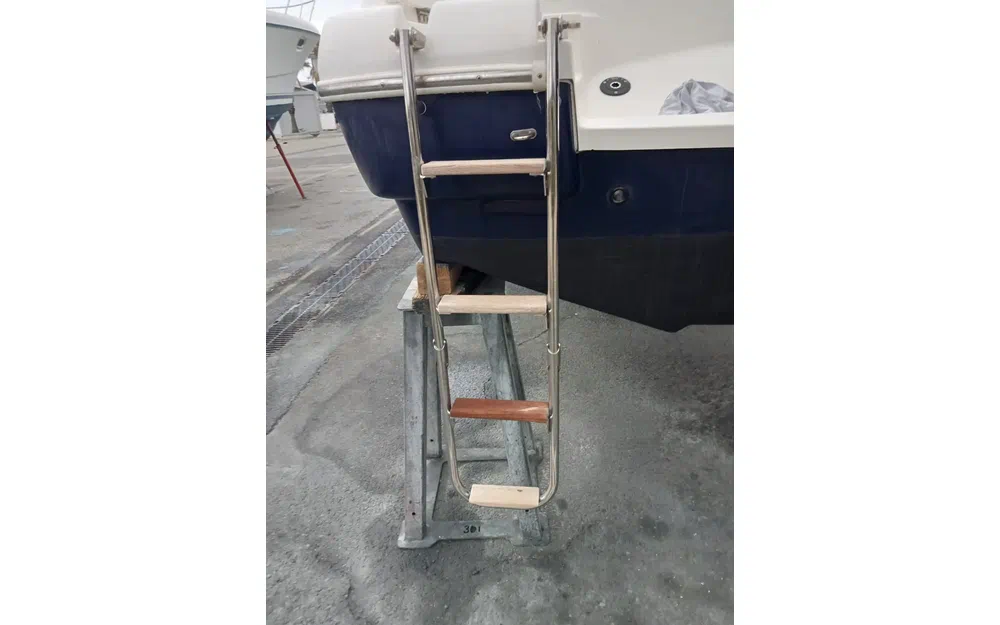 slider 5 Jeanneau Cap Camarat 755