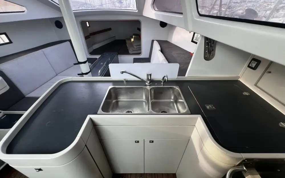 slider 34 RM Yachts RM 1060