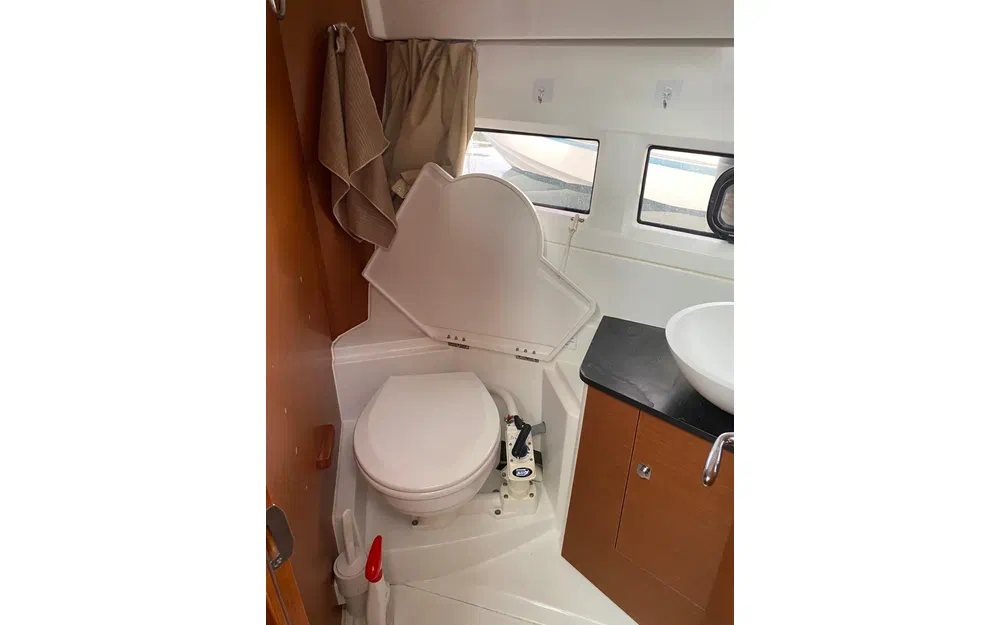 slider 10 Jeanneau Merry Fisher 895