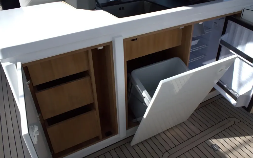 slider 13 Pardo Yachts Pardo 43