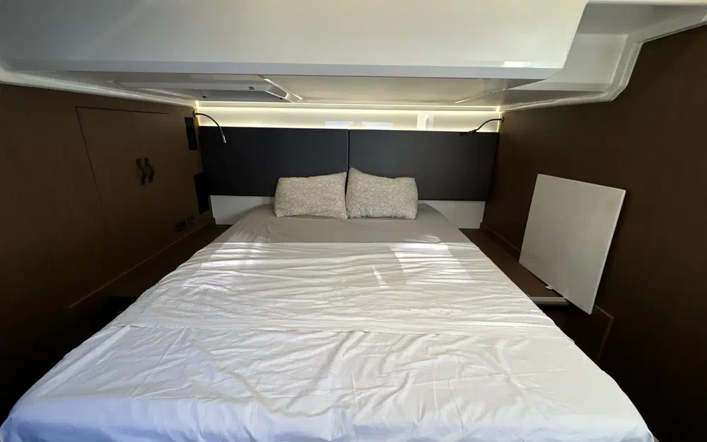 slider 25 Prestige Yachts M48