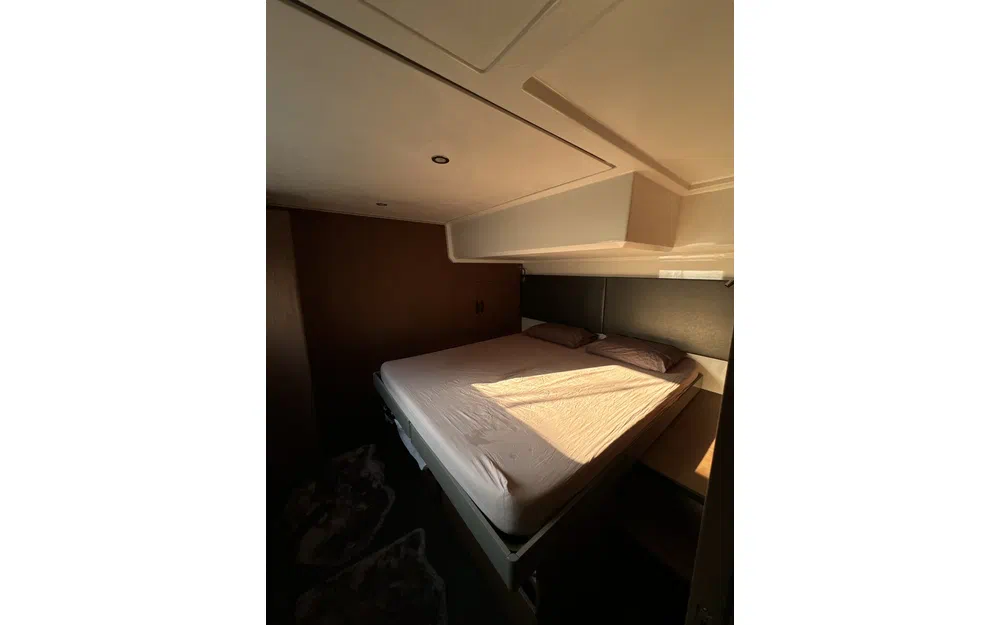 slider 26 Prestige Yachts M48