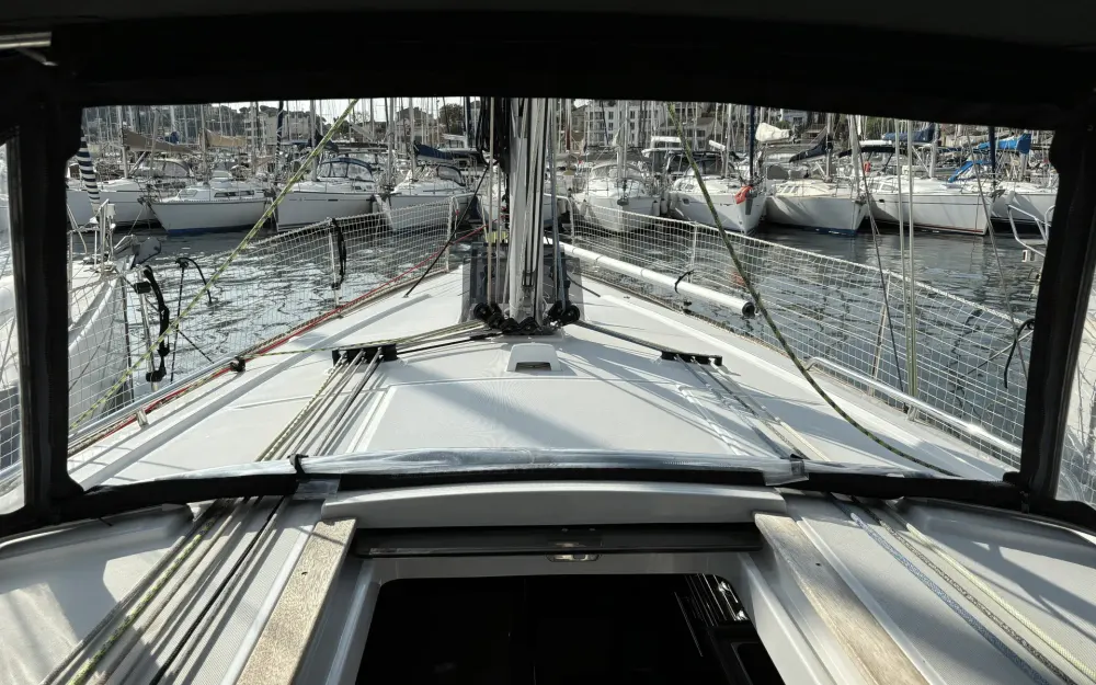 slider 11 Beneteau Oceanis 38.1