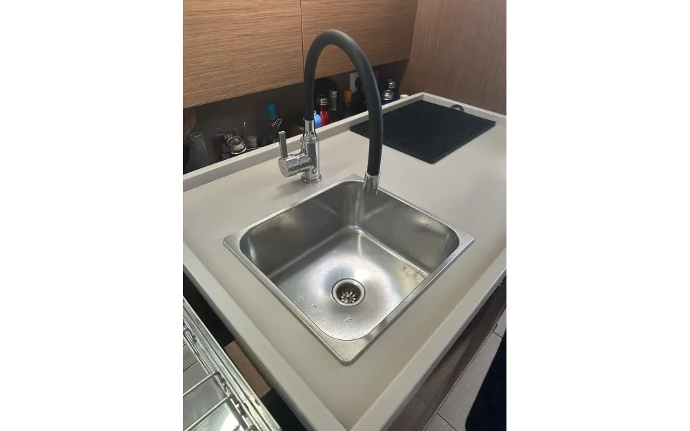slider 16 Beneteau Oceanis 38.1