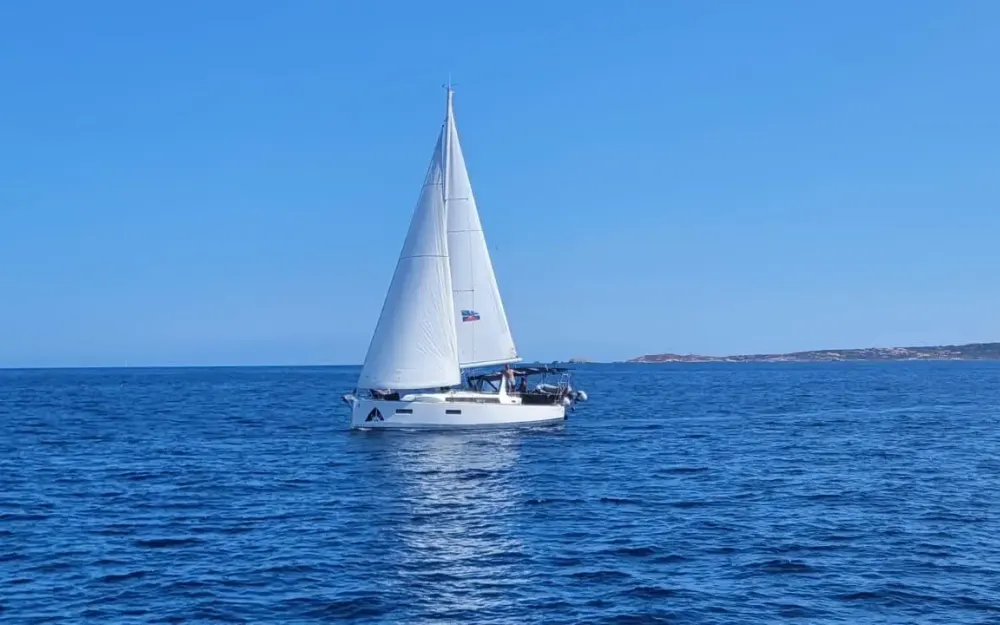 slider 28 Beneteau Oceanis 38.1