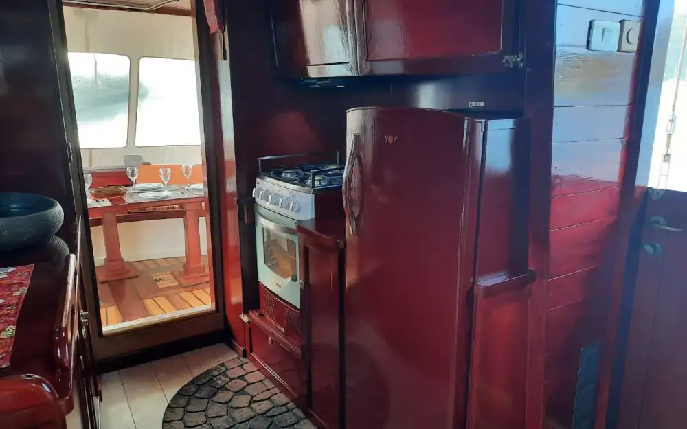 slider 9 Indigo Yacht  45