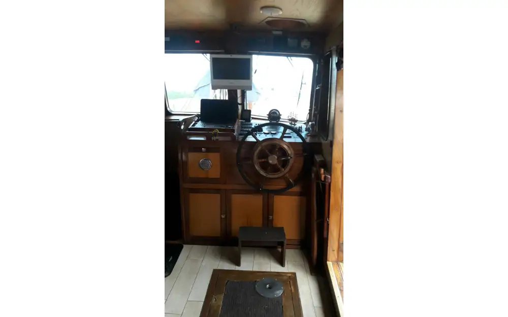slider 10 Indigo Yacht  45
