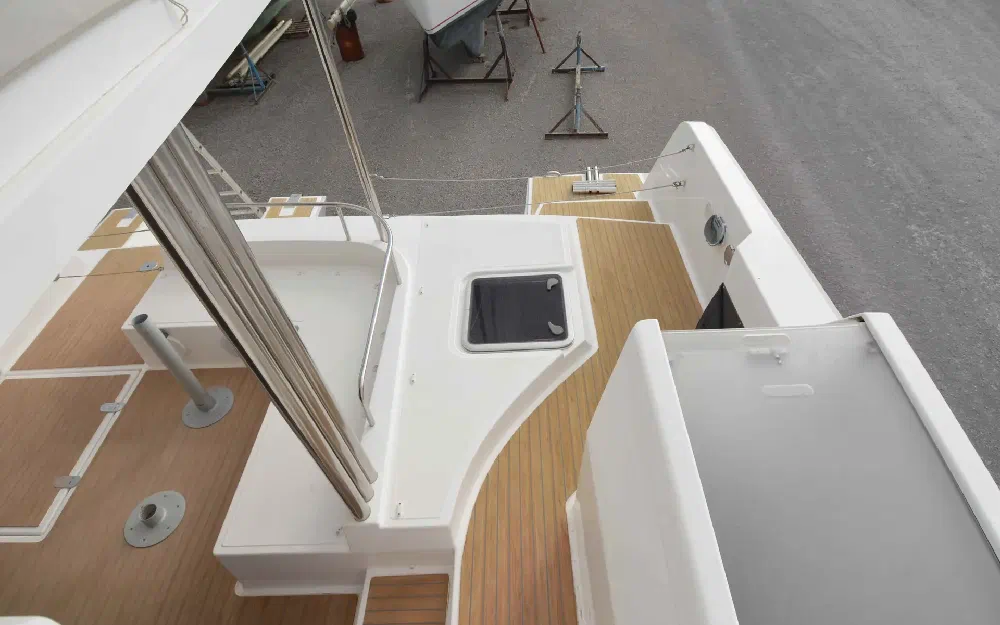 slider 11 Neel Trimarans Neel 47