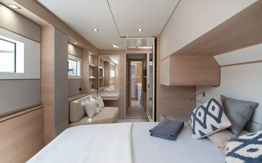 slider 12 Jeanneau Sun Odyssey 410