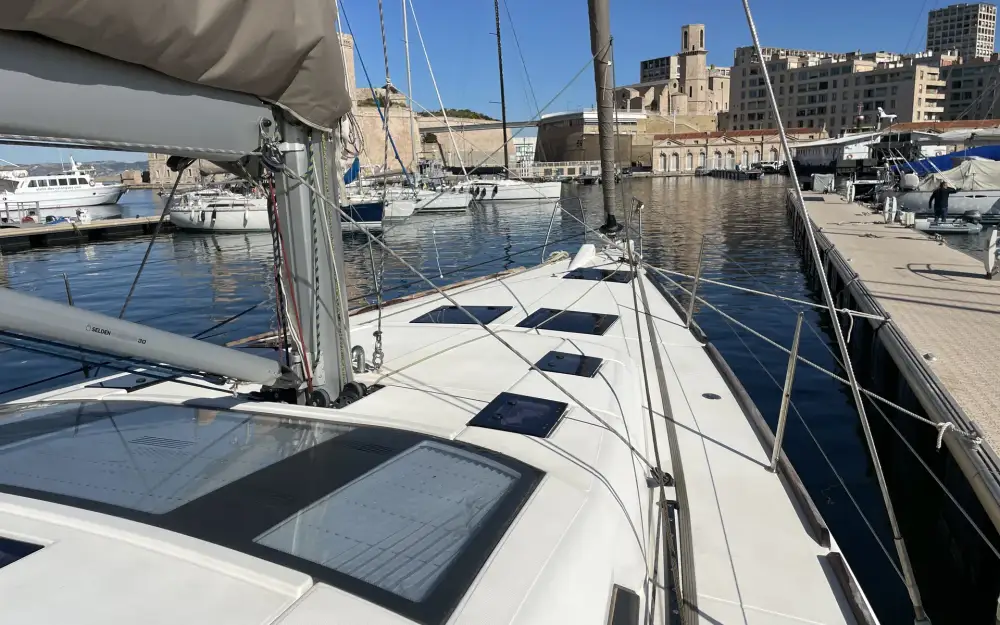 slider 15 Jeanneau Sun Odyssey 410