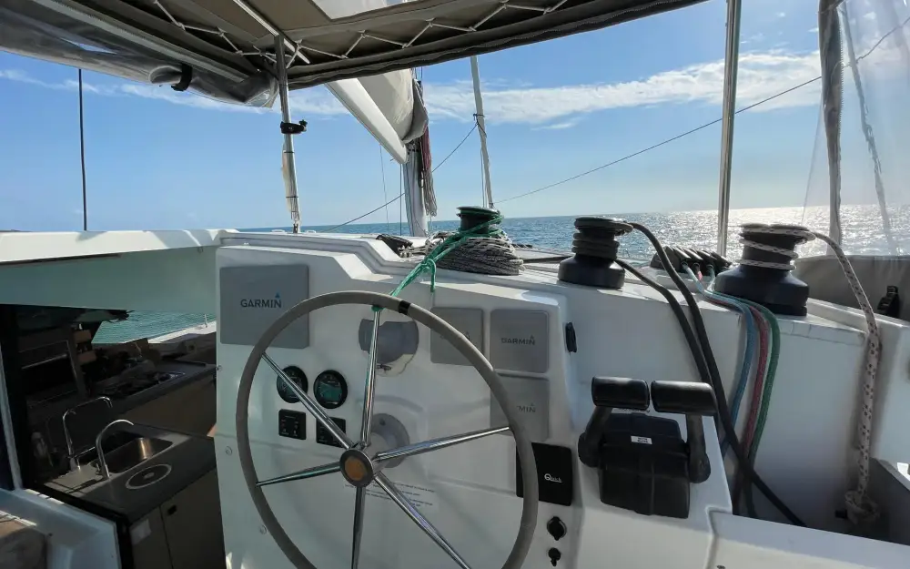 slider 18 Lagoon  46